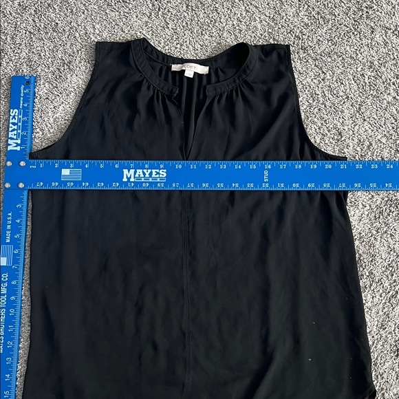 LOFT Black Sleeveless V-Neck or Keyhole Blouse - Size L - Picture 6 of 7